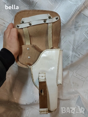 Рядък бял параден кобур за Макаров (ПМ) –1963, снимка 5 - Антикварни и старинни предмети - 53392184