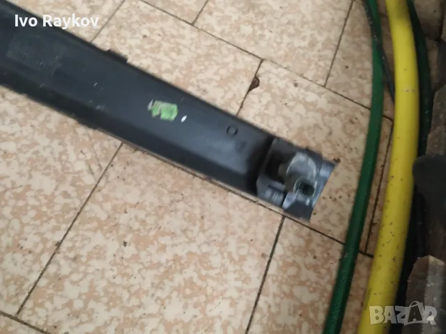 Лаисна , предна броня ,Парктроник за BMW 7 E65 E66 , 51117135560, снимка 4 - Части - 49960385