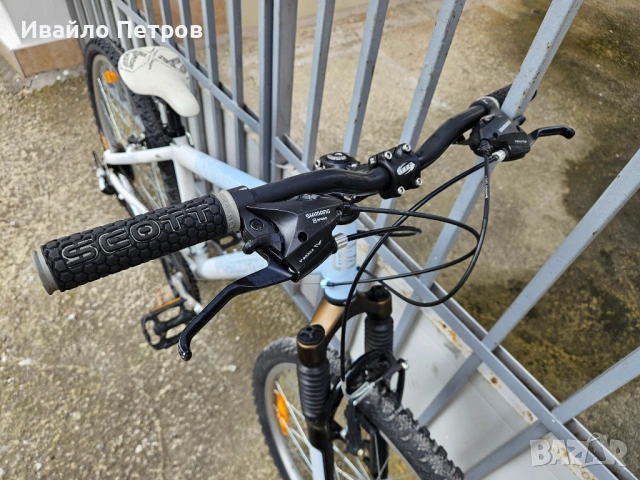 Алуминиев велосипед 26 цола SCOTT-шест месеца гаранция, снимка 3 - Велосипеди - 53731315
