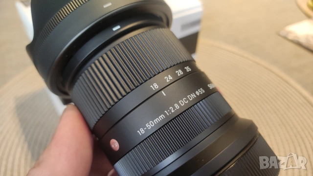 Обектив Sigma 18-50mm f2 8 DC DN Contemporary RF-Mount, снимка 2 - Обективи и филтри - 53826698