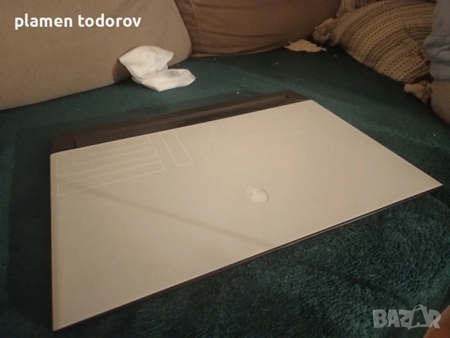 Продавам лаптоп Аlienware m15