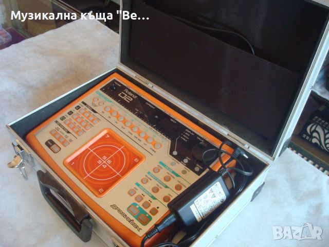 Дръм машина Roland D2 Groovebox, снимка 2 - Други - 46770100