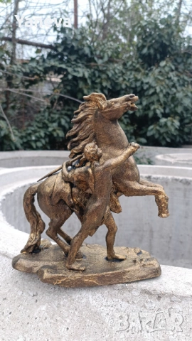 Метална , френска статуетка „Конете от Марли“ от скулптора Гийом Кусту. , снимка 3 - Статуетки - 54027811