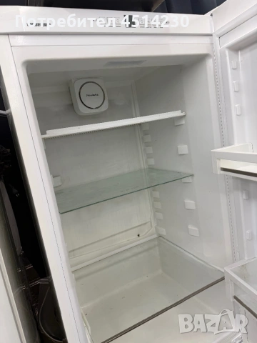 Хладилник Liebherr с долен фризер 180 см на 60 см в добро състояние, снимка 4 - Хладилници - 53830506