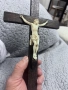 Античен кръст от дърво с фигура на Христос от резбована слонова кост, снимка 1