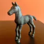 Колекционерска фигурка Schleich Кон Friesian Foal Baby Horse 2006 13622, снимка 1