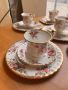 Предлагаме Ви едно изключително съкровище - комлект за чай за 12 души. Royal Albert Cottage Garden –, снимка 5