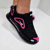 Дамски маратонки Nike, снимка 2 - Маратонки - 44985064