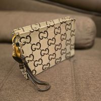 Дамски комплект чехли и дамска чанта тип Клъч Gucci, снимка 7 - Чанти - 45520450