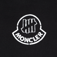 Moncler - мъжки долнища, размери XS,S (oversized), снимка 3 - Спортни дрехи, екипи - 44988667