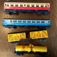 4 х вагона Lima, Triang/ Hornby, 1:87 HO, снимка 3 - Влакчета, самолети, хеликоптери - 40167275