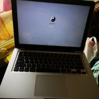 Продавам Macbook pro, снимка 1 - Лаптопи за работа - 45081294