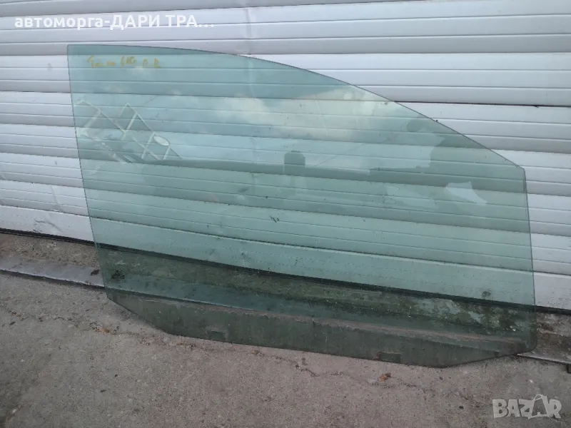 Предно странично стъкло за Фолксваген Тоуран 2003- дясно (пасажерска) страна , снимка 1