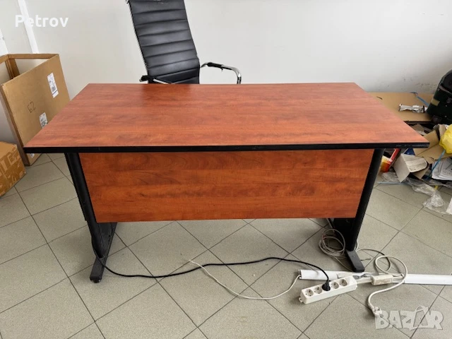 Бюро , снимка 1