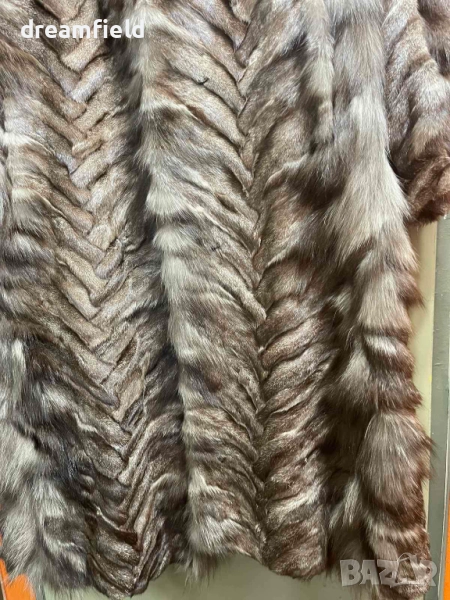 Предпразнична цена- Палто от сребърна лисица, снимка 1