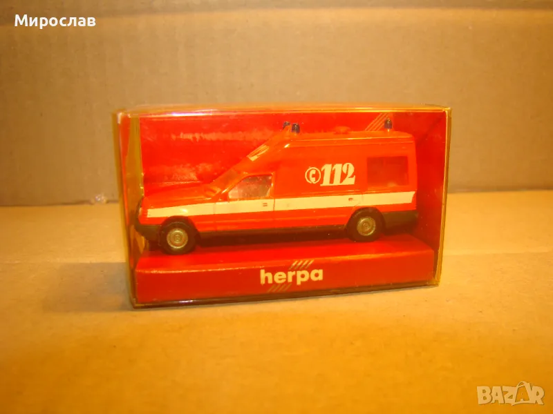 HERPA H0 1/87 MERCEDES BENZ ЛИНЕЙКА ИГРАЧКА МОДЕЛ КОЛИЧКА, снимка 1