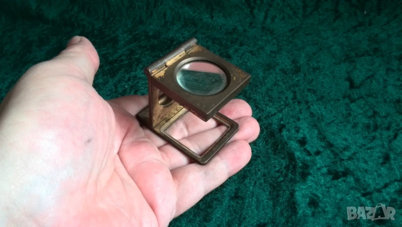 Антична немска бронзова или месингова бижутерска лупа за броене от копринена нишка, снимка 1