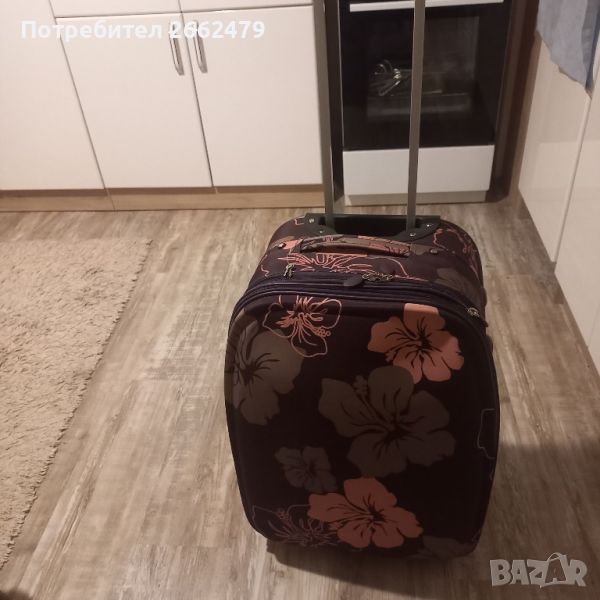 Продавам нов куфар за екскурзия или почивка., снимка 1