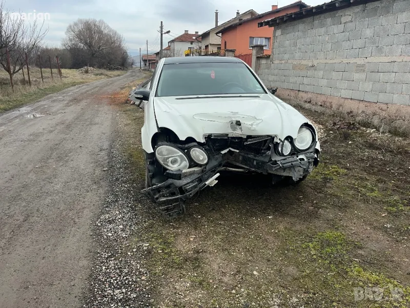 Mercedes w211 , снимка 1