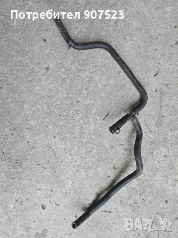 Тройник с маркучи на охладителна течност на Фолксваген Голф 4 