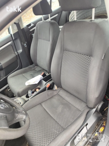 Golf 6 комби на части 1.6 tdi 77kw 105кс голф 6, снимка 6 - Части - 52713287