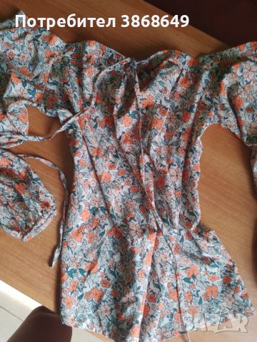 Лятна тънка блузка, снимка 1 - Туники - 46373497