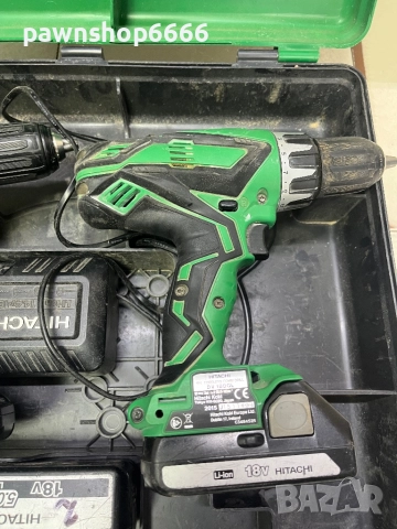 Куфар с два винтоверта Hitachi DS 18DGL, снимка 7 - Куфари с инструменти - 52546151
