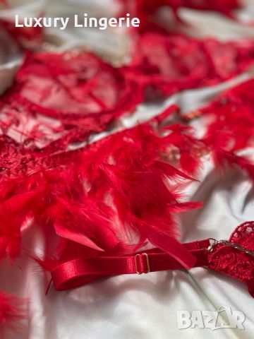 Комплект дамско бельо от пет части с пера в червено, снимка 3 - Бельо - 45846596