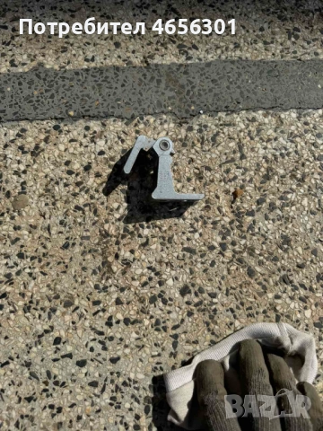 Предна горна дясна панта на Ауди Audi A8 H4 D4 само за 30лв. 4h0831402