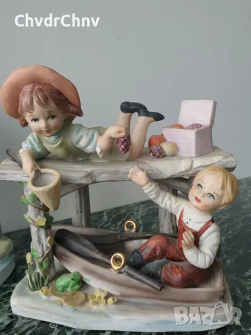 2бр японски статуетки 17-20см/порцеланови фигури композиции/деца-лодка/дядо-дете-куче, снимка 6 - Статуетки - 50289863