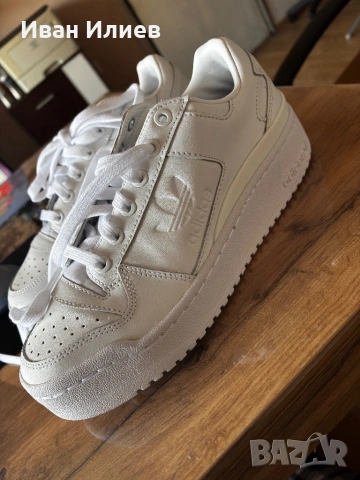 Дамски спортни обувки, маратонки Adidas Forum bold W 38 номер, снимка 3 - Маратонки - 53742211