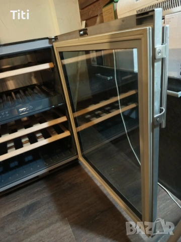 Охладител за вино Liebherr, снимка 4 - Хладилници - 53697120