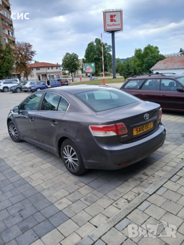 Toyota avensis 2.00 TDI , снимка 10 - Автомобили и джипове - 52440558
