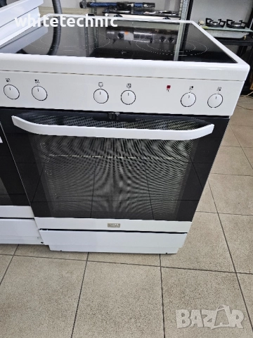Свободностояща печка с керамичени котлони Voss Electrolux 74L 2г.гаранция 
