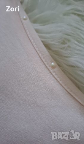 СУПЕРТЪНИЧКА и МНОГО ЛЕКА блуза с отворени рамене в блед розов цвят , снимка 5 - Тениски - 46412434