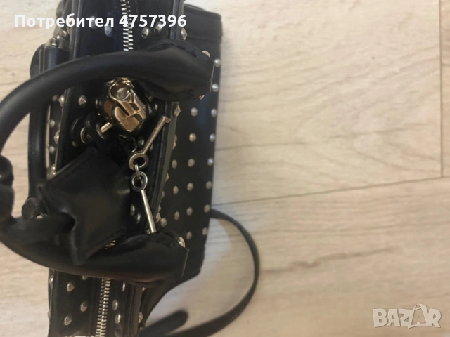 Alexander Mcqueen чанта  (studs), снимка 4 - Чанти - 53965297