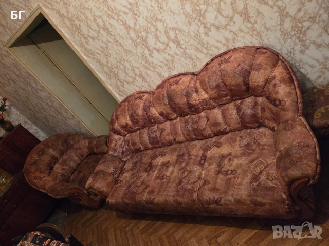 Холова гарнитура диван и два фотьойла