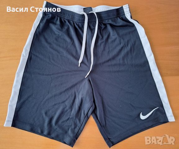 Футболни шорти Nike - размер М, снимка 1 - Футбол - 46696440