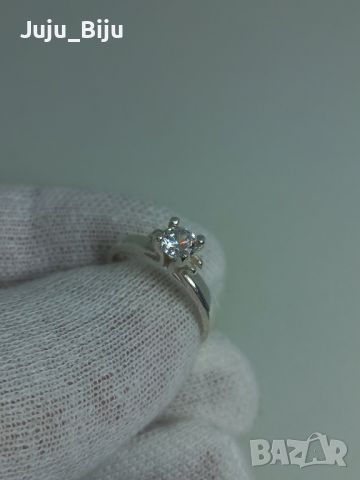Нов сребърен пръстен с камък циркон, размер 51 - (вътрешен диаметър 16мм). , снимка 1 - Пръстени - 46066998