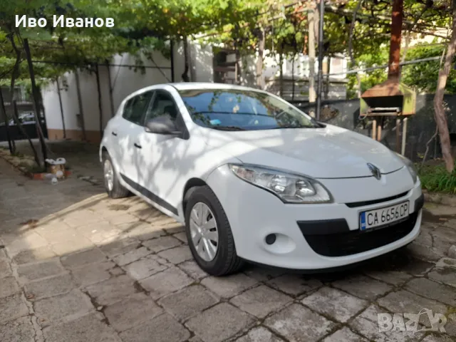 Продавам Рено Меган  2012 г, снимка 12 - Автомобили и джипове - 47014561