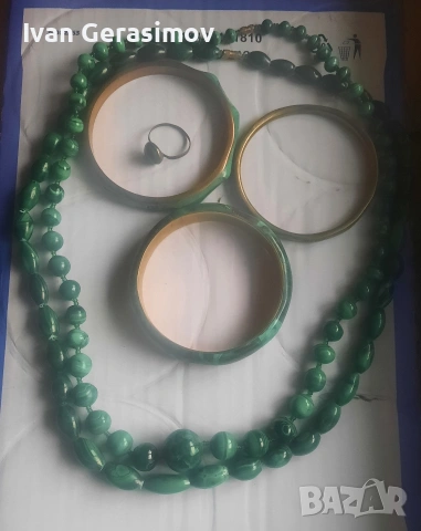 Гривни и гердан от Малахит, снимка 5 - Гривни - 54261436