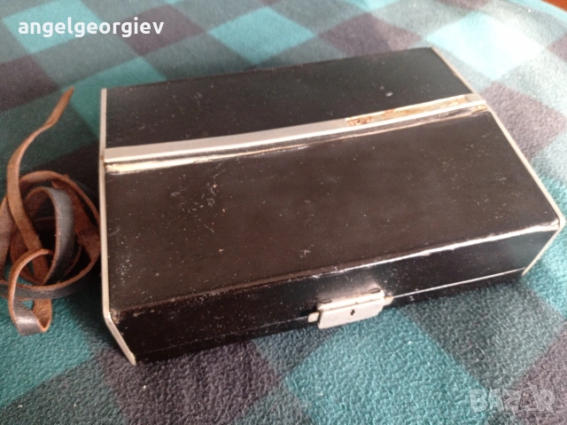 Камера 8мм Eumig Viennette Super 8, 1965 г., снимка 8 - Антикварни и старинни предмети - 53393720