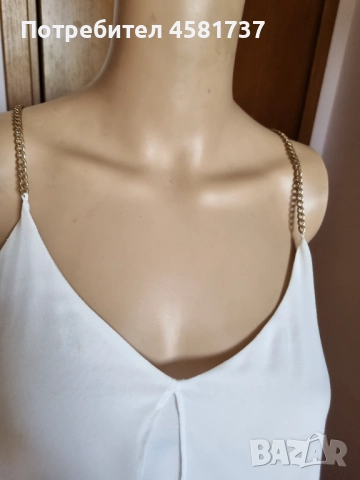 Дамски топ Marciano by Guess, размер S/M, снимка 2 - Корсети, бюстиета, топове - 51977017