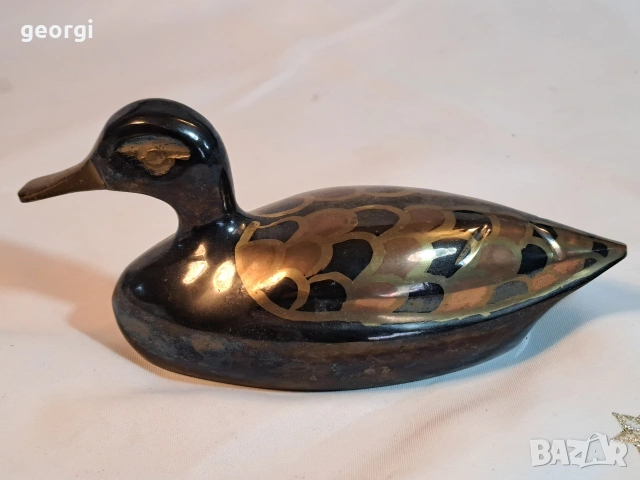 бронзова статуетка патица 32/3