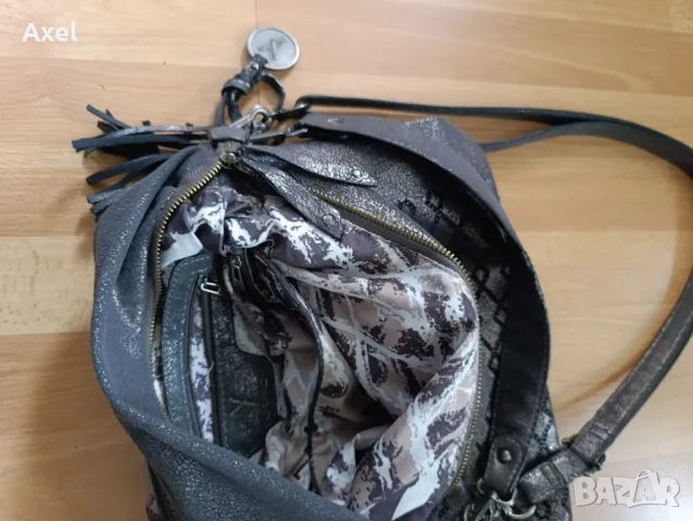 Стилна чанта, снимка 5 - Чанти - 50316307