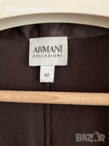 Топ на Armani Collezioni, оригинален, снимка 8 - Корсети, бюстиета, топове - 45844060