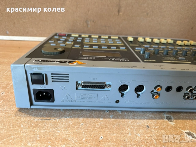 дигитален мултитрак рекордер "Roland VS-880", снимка 8 - Ресийвъри, усилватели, смесителни пултове - 53794963