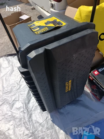Мобилен куфар за инструменти Stanley 1-94-850, 50 кг, 113 л, снимка 8 - Куфари с инструменти - 50863128