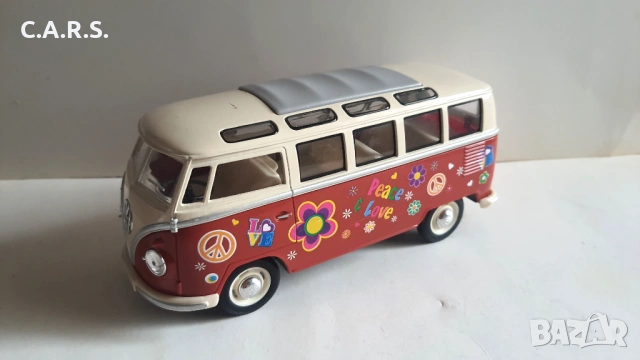 Kinsmart Volkswagen T1 Samba Bully Bus - Мащаб 1:24, снимка 2 - Колекции - 53062687