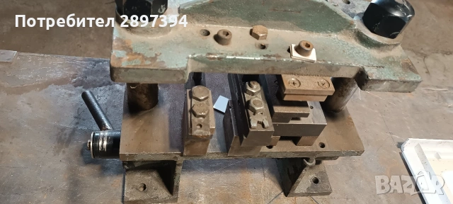 щанца/преса за дограма, снимка 2 - Други машини и части - 53563930